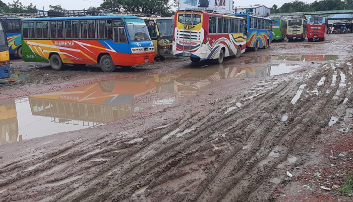 সৈয়দপুর বাস টার্মিনালের বেহাল দশা